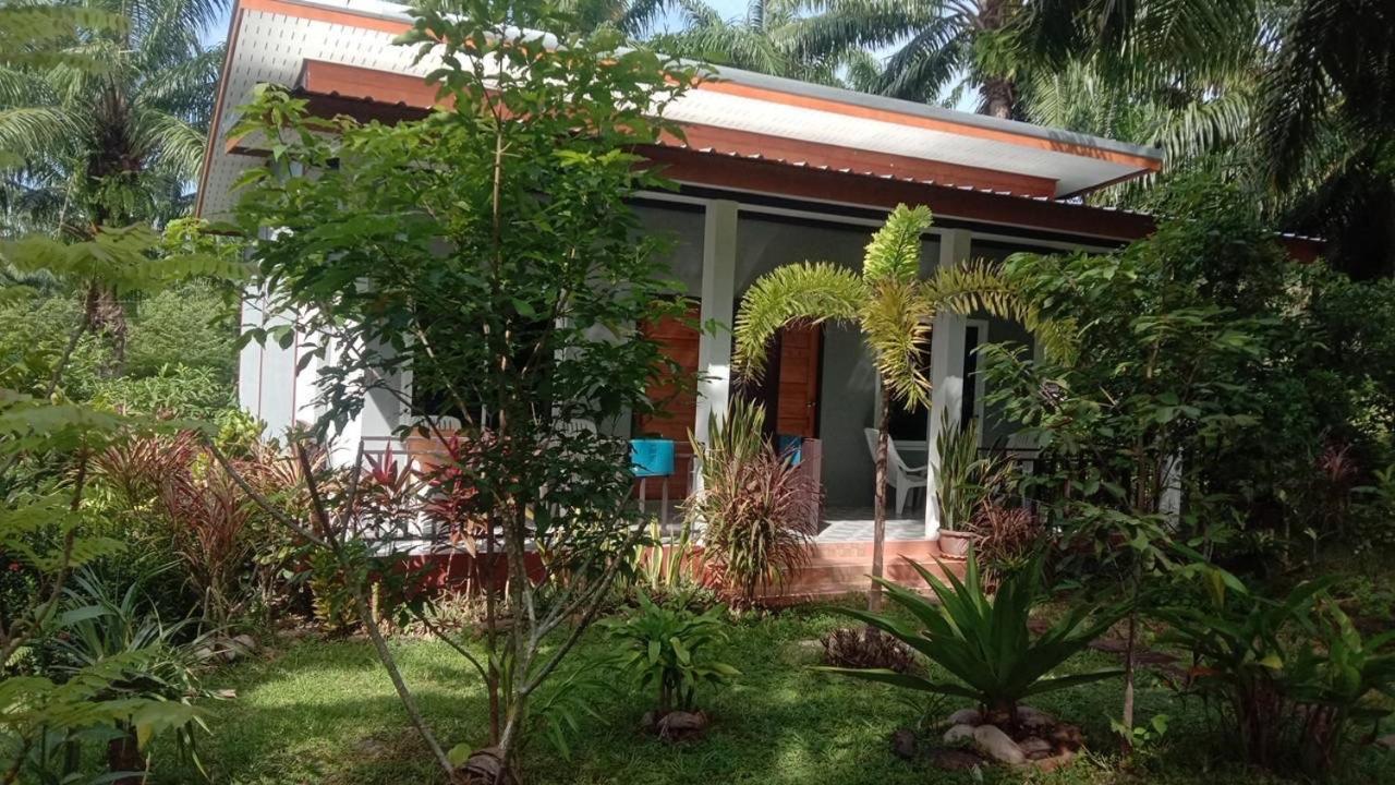 Hotel Mada Lanta Mai Keaw Ko Lanta Exterior foto