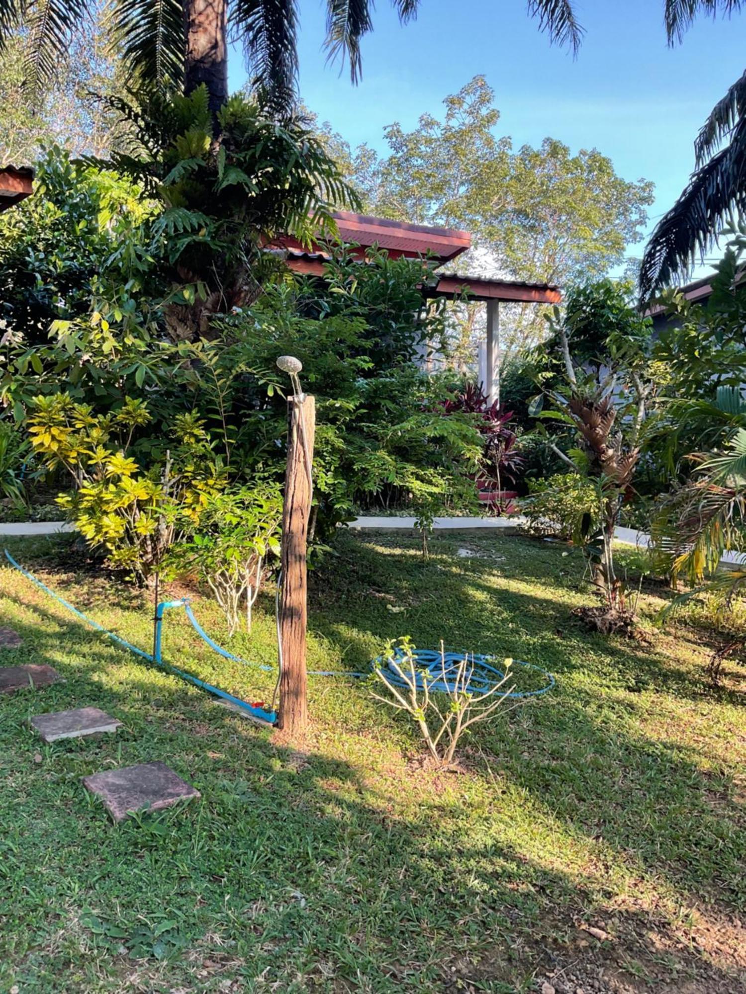 Hotel Mada Lanta Mai Keaw Ko Lanta Exterior foto