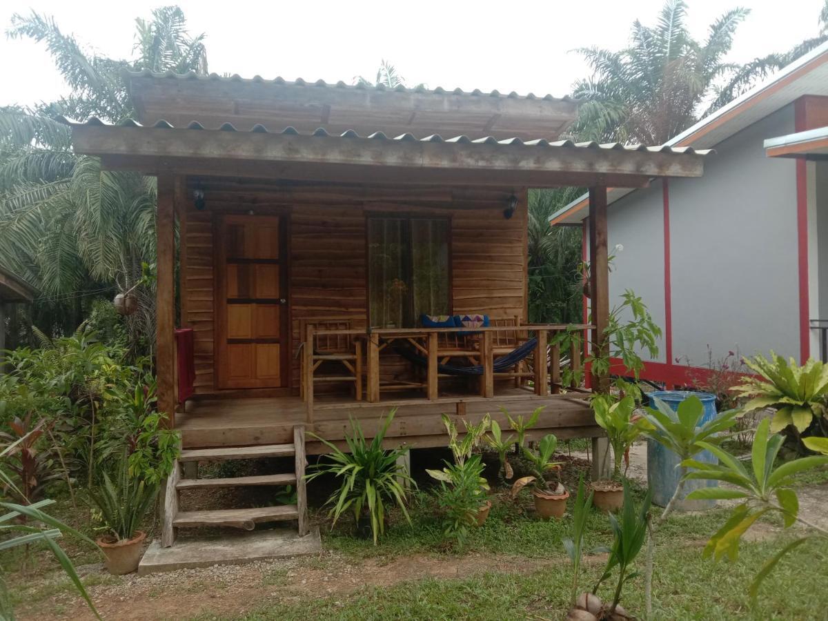 Hotel Mada Lanta Mai Keaw Ko Lanta Exterior foto